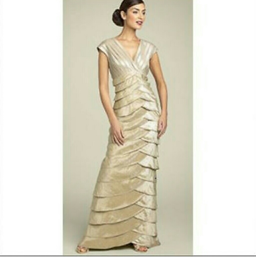 Adrianna Papell Gold Pleated Gown Size 4 Petite